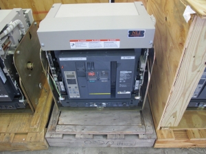 BREAKER, CIRCUIT, 600 FRAME AMP RATING, MASTERPACT NW 08H1 KIND, 3 POLE, 480 VOLT RATING SQUARE D DIRECT REPLACEMENT FOR NSR ABB K-600S INCLUDES ONE NEW 24" DOOR, MOUNTS USING EXISTING HINGES > CONTINUOUS CURRENT: 600A > INTERRUPTING RATING: 65KA @ 635VAC > 120VAC OPERATED > MICROLOGIC TRIP UNIT 5.0A > 250A SENSOR > 250A SENSOR PLUG > UNDER VOLTAGE TRIP . SHUNT TRIP COILS, PART # NLI-NW08H1-LISB2-EOAC-NSR-001 (W-44) LOADING & HANDLING FEE $15-